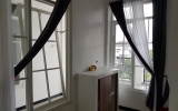 Interior Kamar Tipe B (Jendela Kamar Pojok)